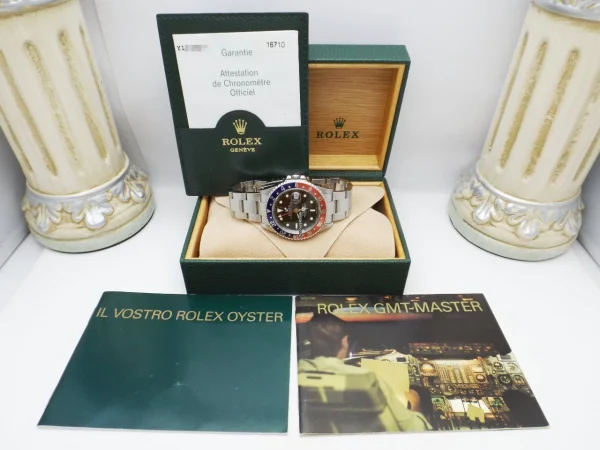 22339067 7z7zjzu7r29idw25bc14ovwk ExtraLarge 600x450 - Rolex GMT-Master II Pepsi 16710 Y serial Top condition Box & paper