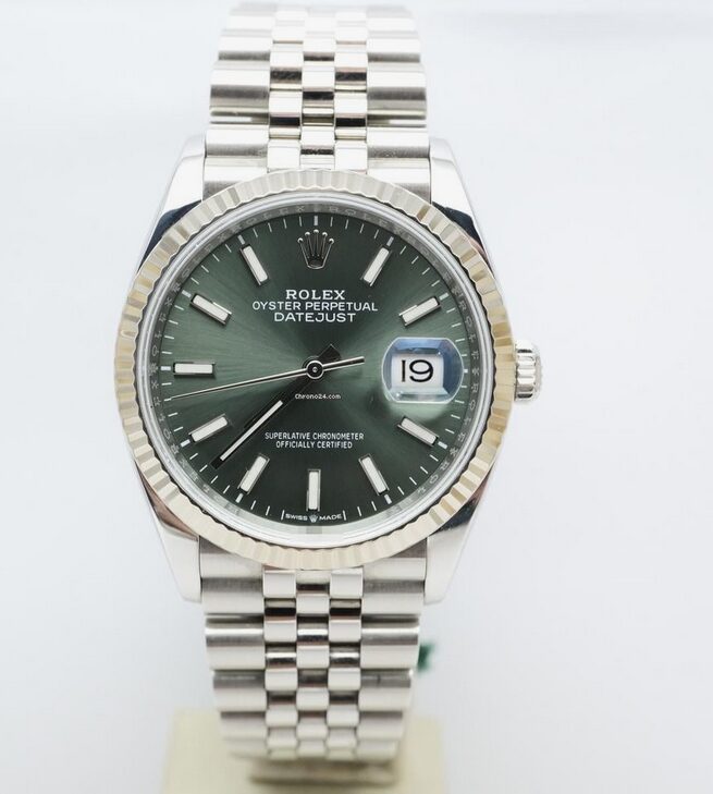 Rolex Datejust 36 Green Mint top condition Box & paper 2023